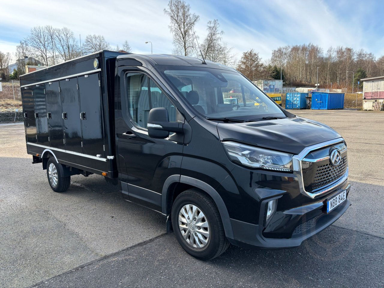Maxus E-Deliver 9
