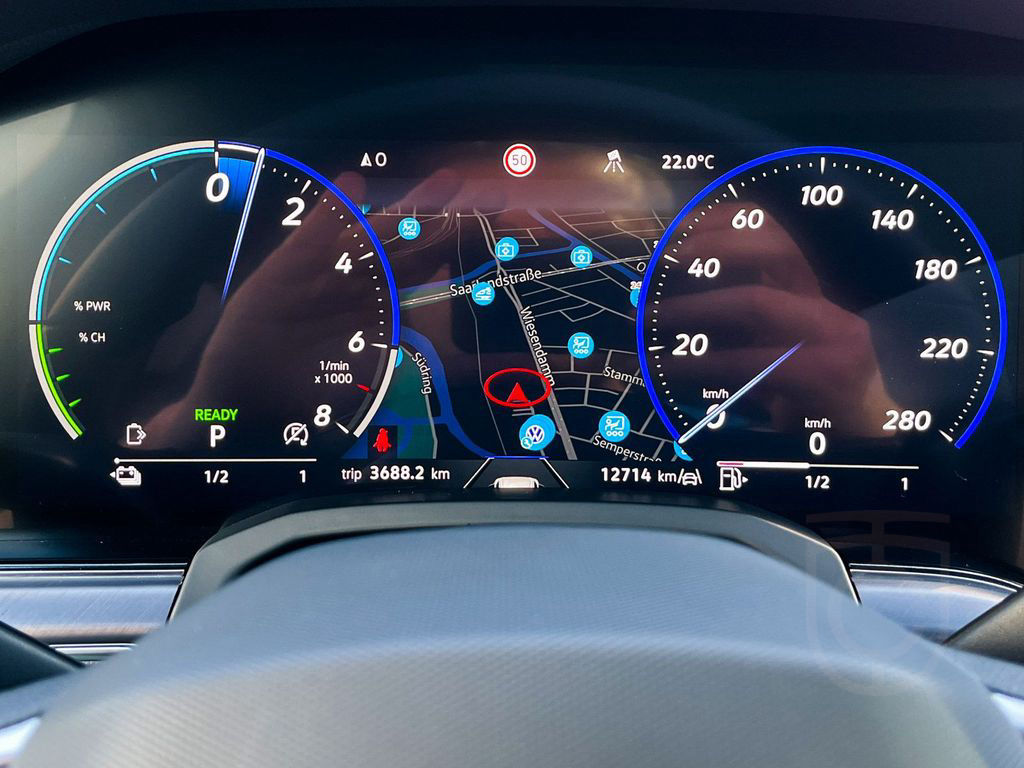 Volkswagen Touareg R eHybrid 4M AHK/PANO/LUFT/KAMERA/LEDER