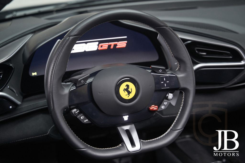 Ferrari 296 GTS Nero Daytona LIFT JBL CARBON SURROUND