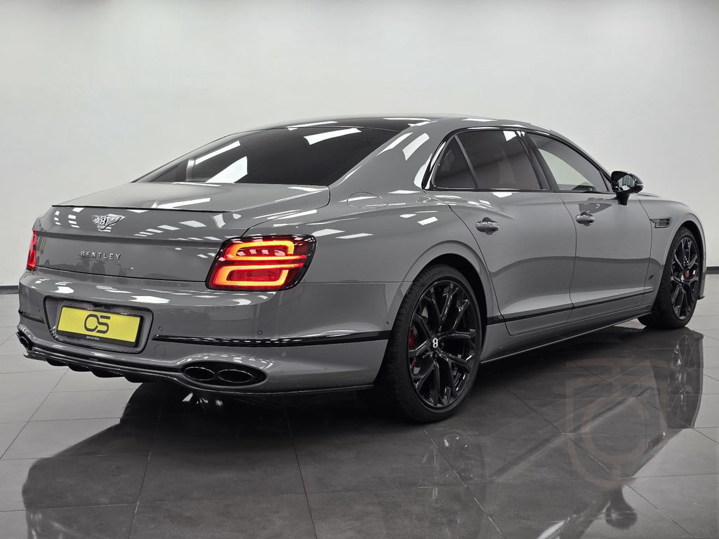 Bentley Flying Spur S V8*Mulliner*NAIM*Cambrian Grey*