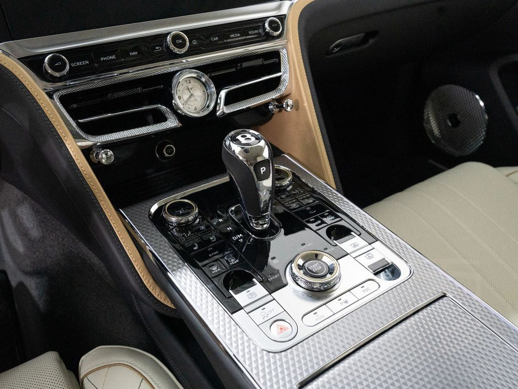 Bentley Flying Spur MULLINER EDITION HYBRID LP €334.783