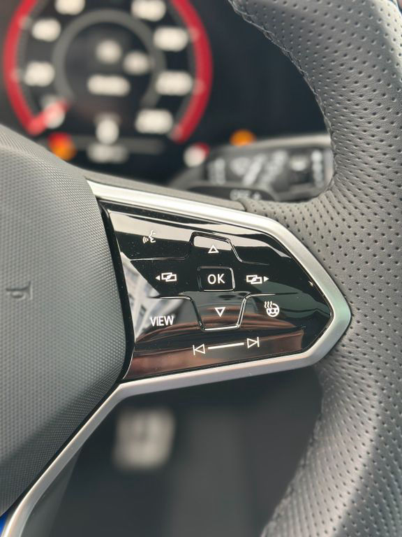 Volkswagen Touareg R eHYBRID+AHK+PANO+DYNAUDIO+SOFTCLOSE