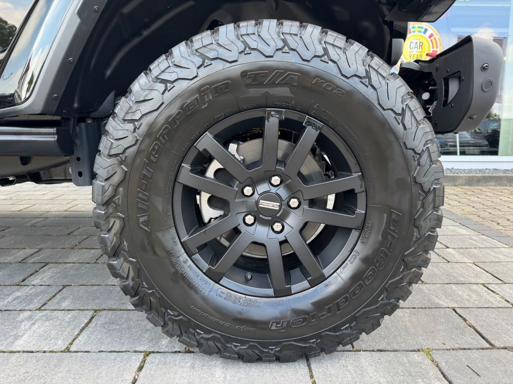 Jeep Wrangler 2.0 Unlim. Sahara Umbau Hoch + Breit SK