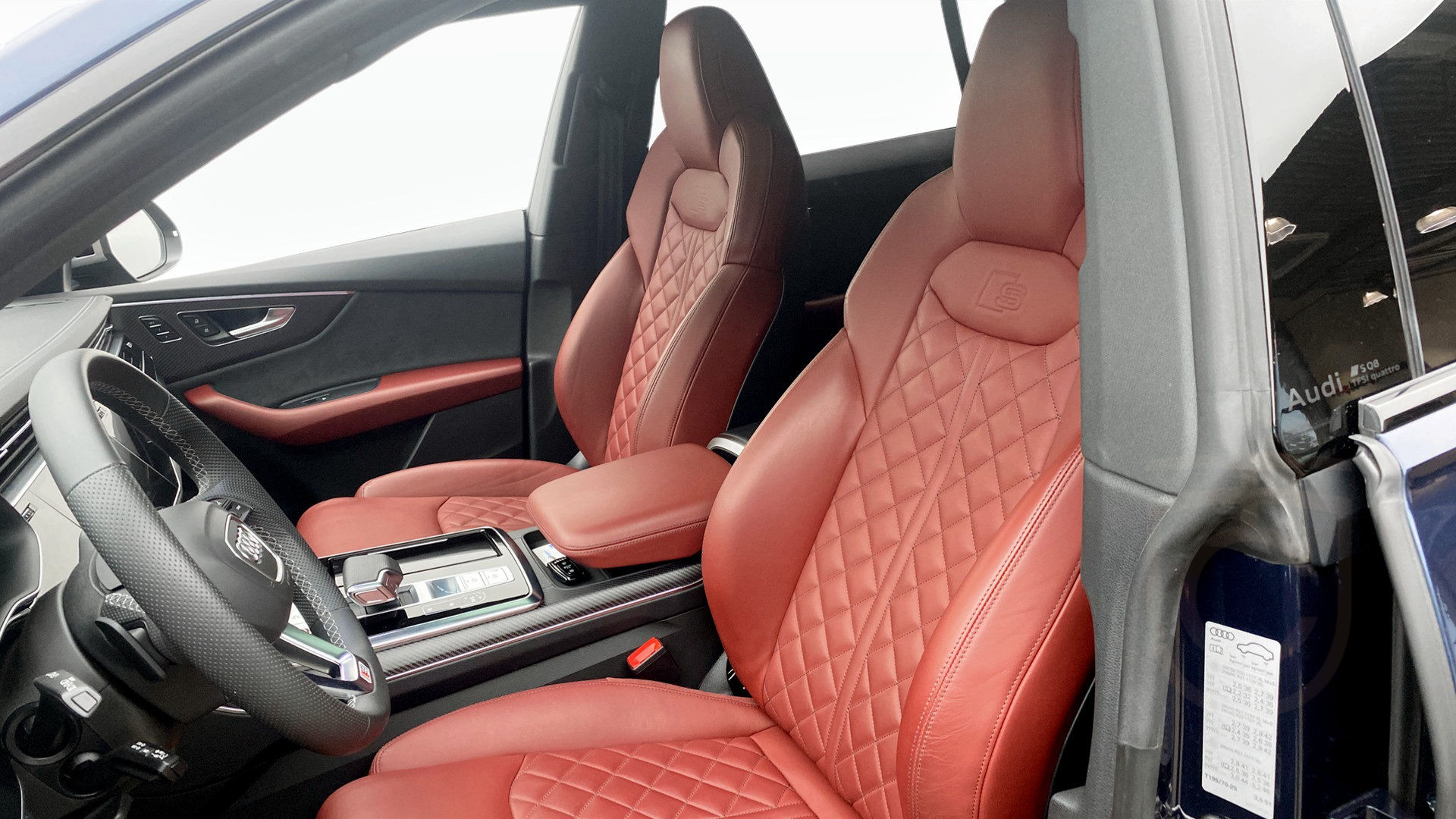 Audi SQ8 TFSI quattro