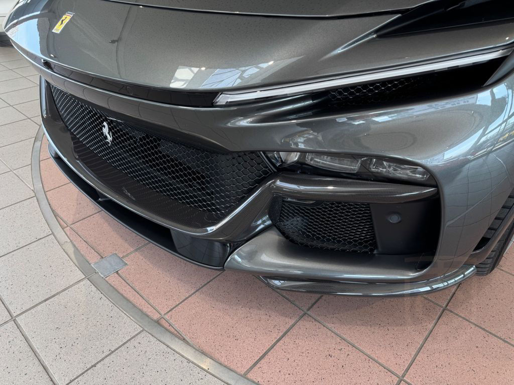 Ferrari Purosangue V12 CARBON/LIFT/PANORAMA