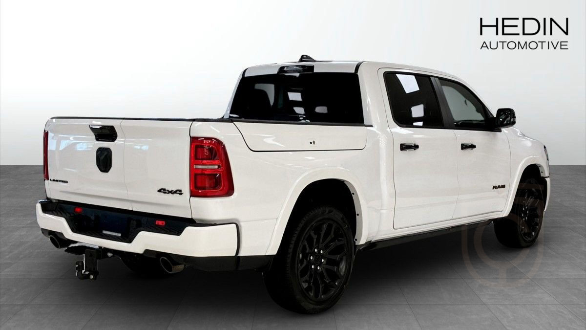 RAM 1500 RAM 1500 CREW CAB 4X4 LIMITED NIGHT RB