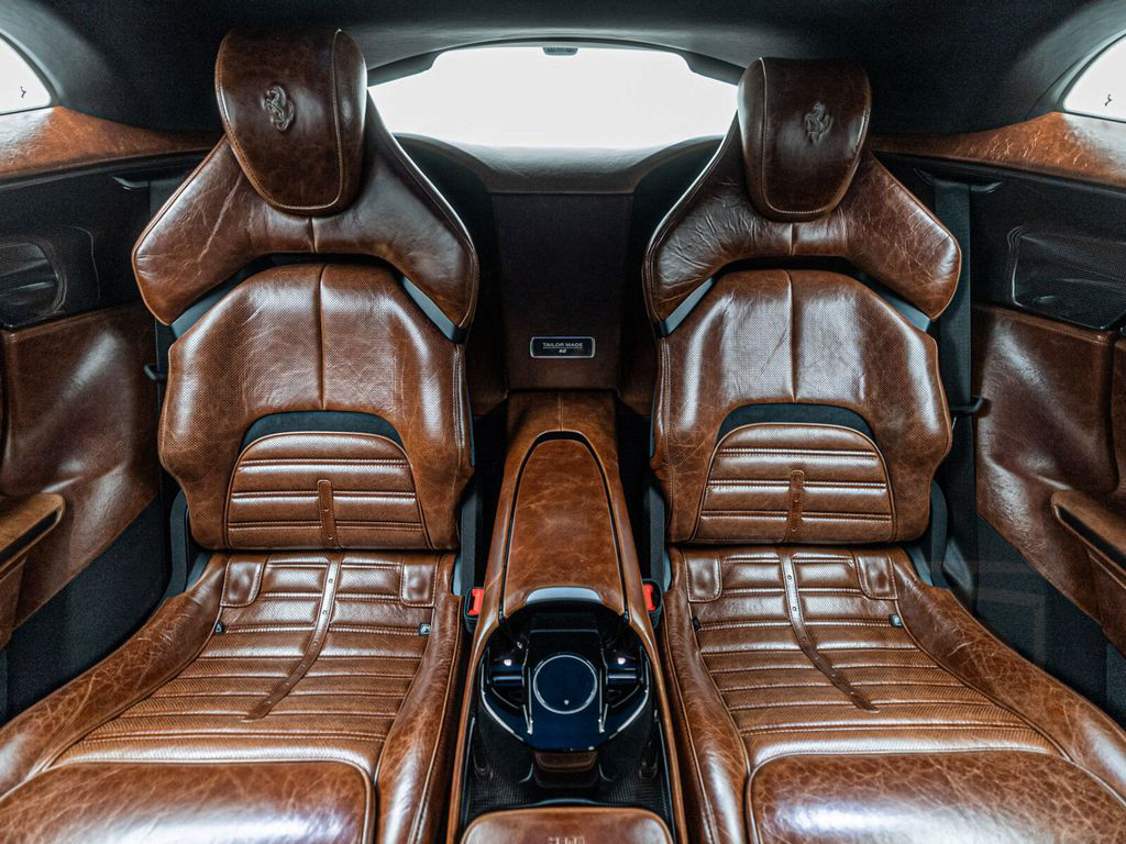 Ferrari Purosangue Tailor Made*Carbon*Massage Seats