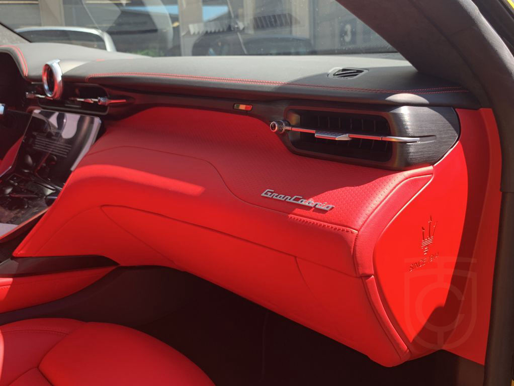 Maserati GranTurismo Trofeo 404 kW 3.0 V6 AWD |360°|HUD|