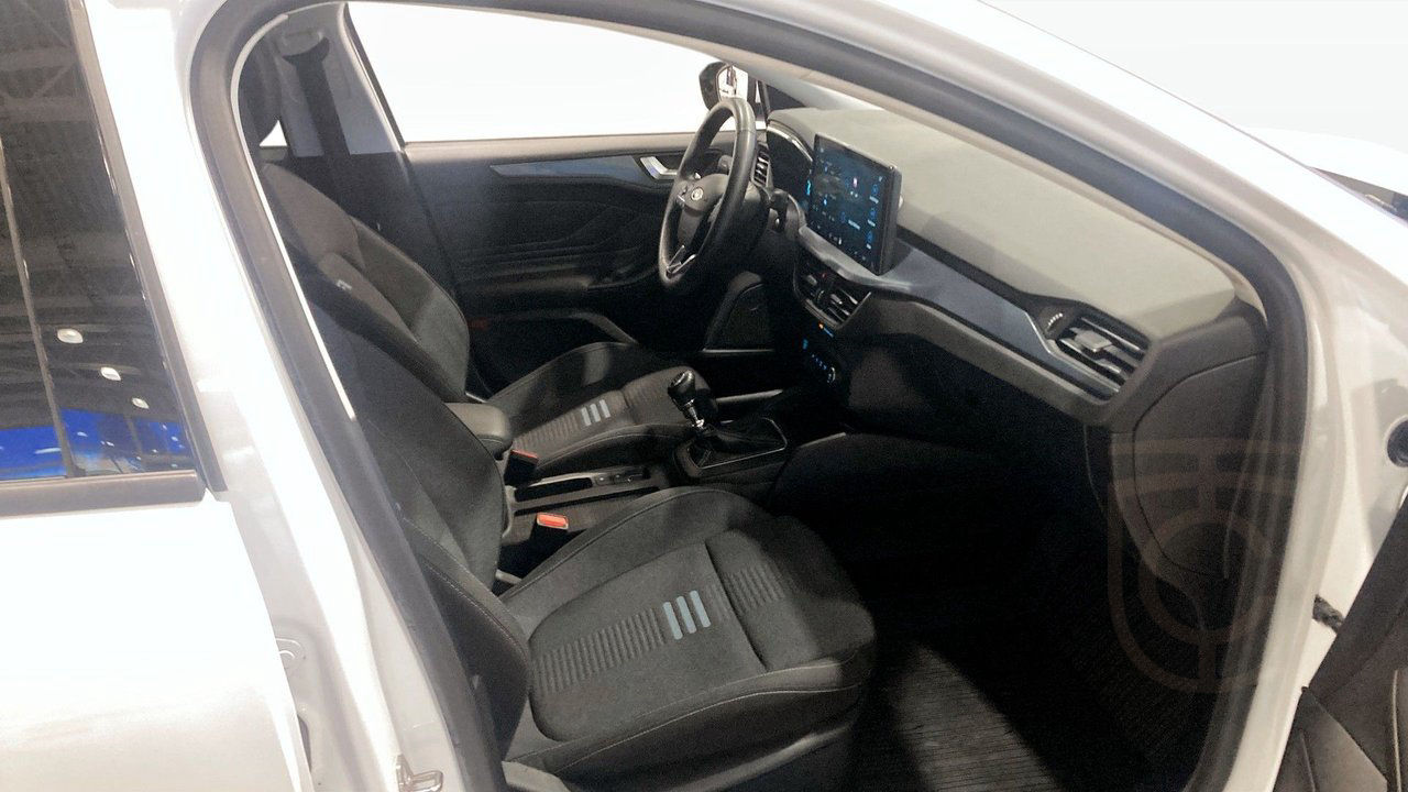 Ford Focus ACTIVE MHEV E85