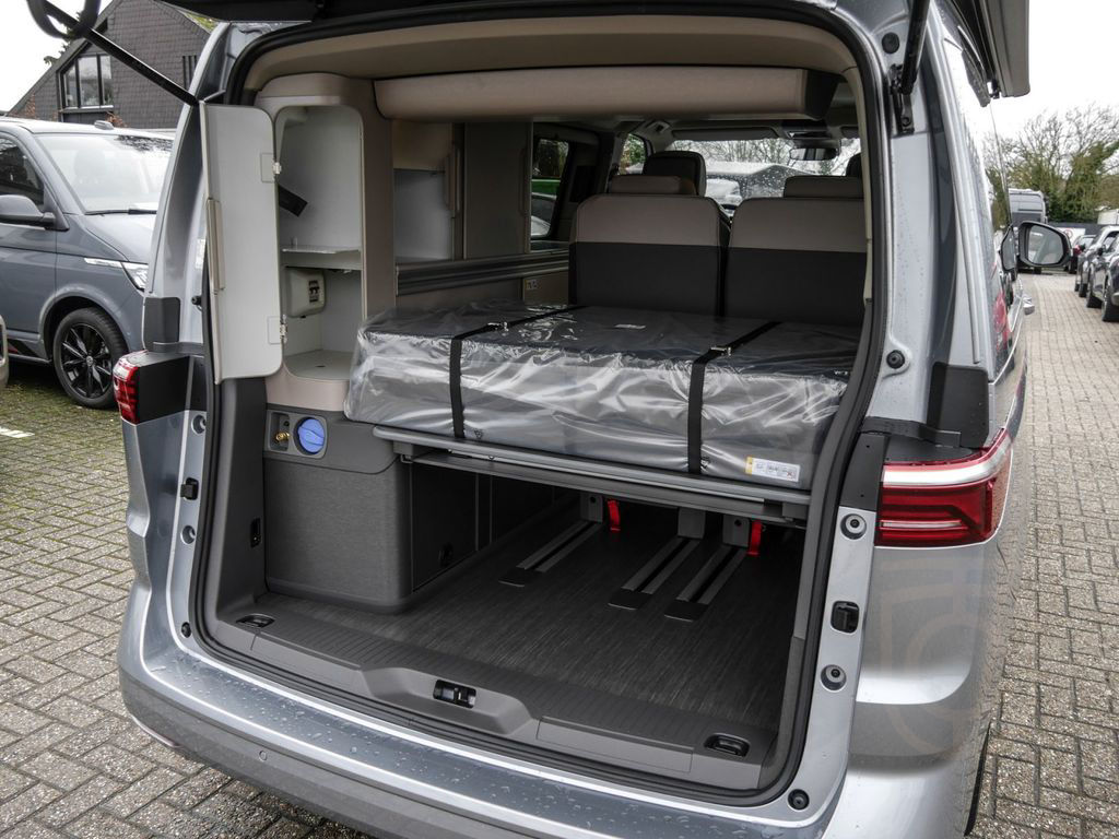 Volkswagen T7 California Ocean 2.0 TDI DSG IQ.Light Navi AH