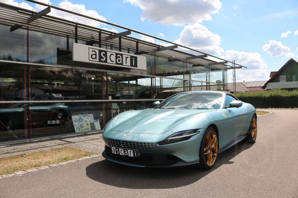 Ferrari Roma Spider