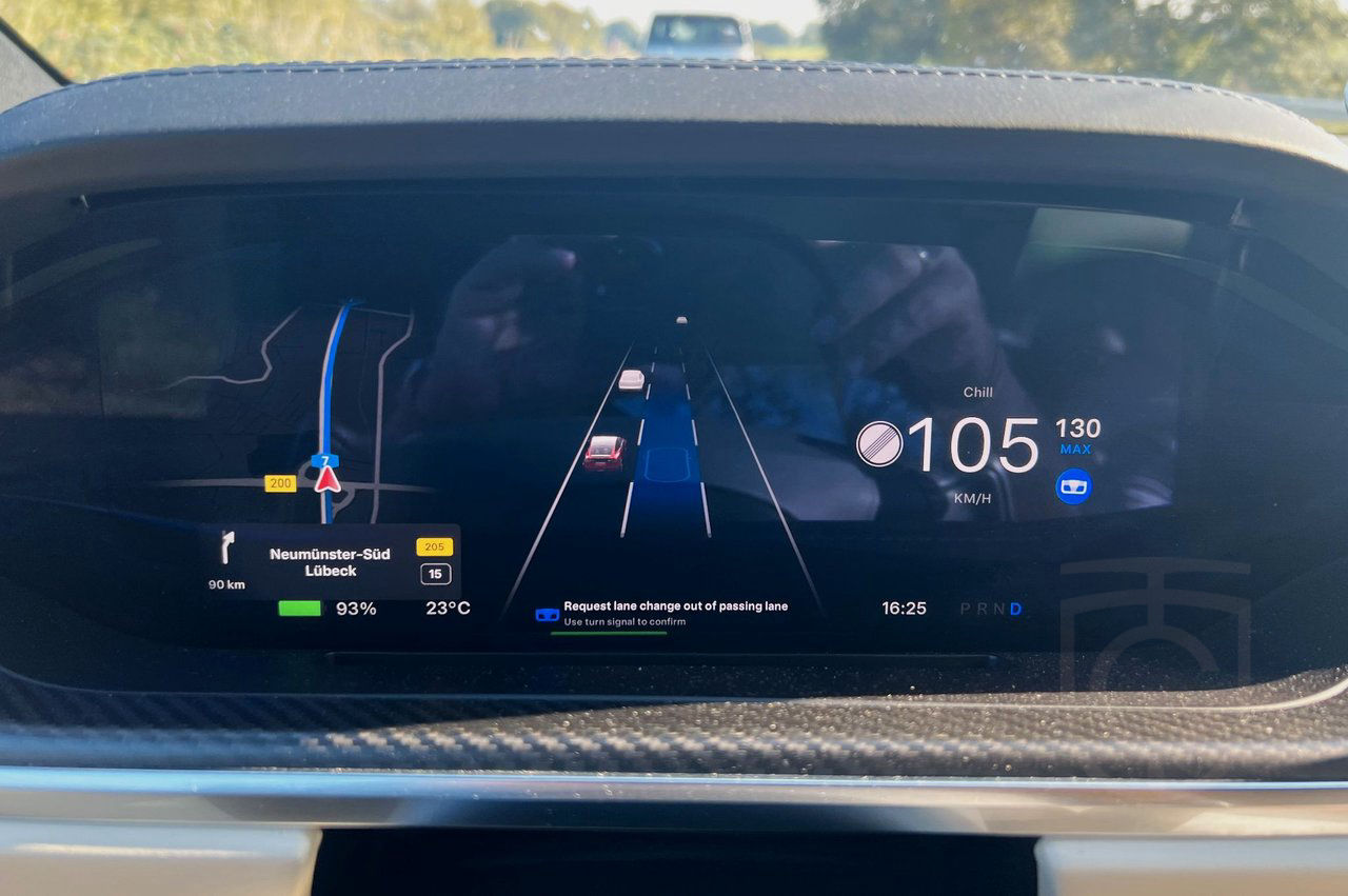Tesla Model X PLAID