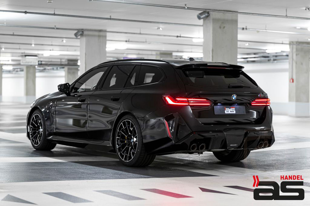 BMW M5 touring Ultimate|Keramik|Carbon|Pano|B&O|21"