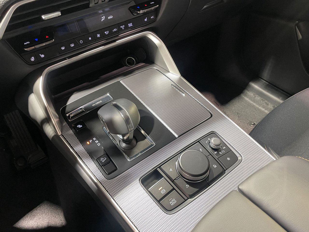 Mazda CX-80 PHEV Exclusive-line AWD Automat / skladový vůz