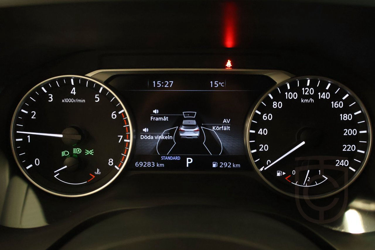 Nissan Qashqai 1.3 DIG-T XTRONIC-CVT N-Connecta