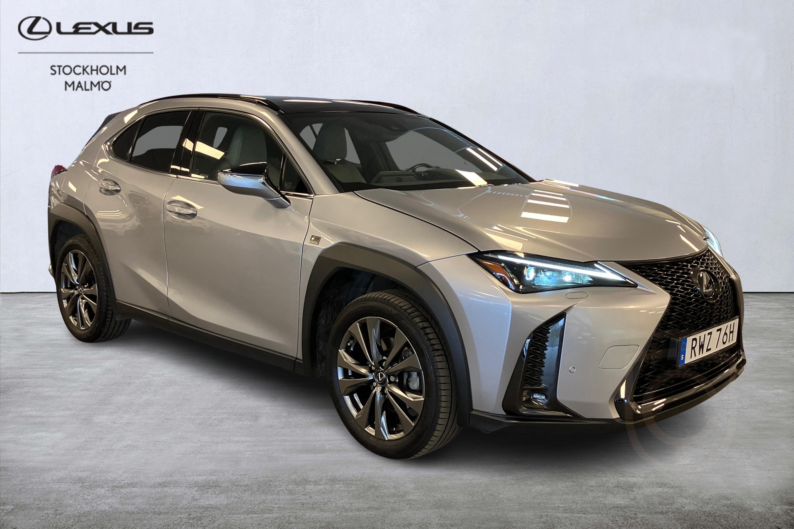 Lexus UX 250h E-Four