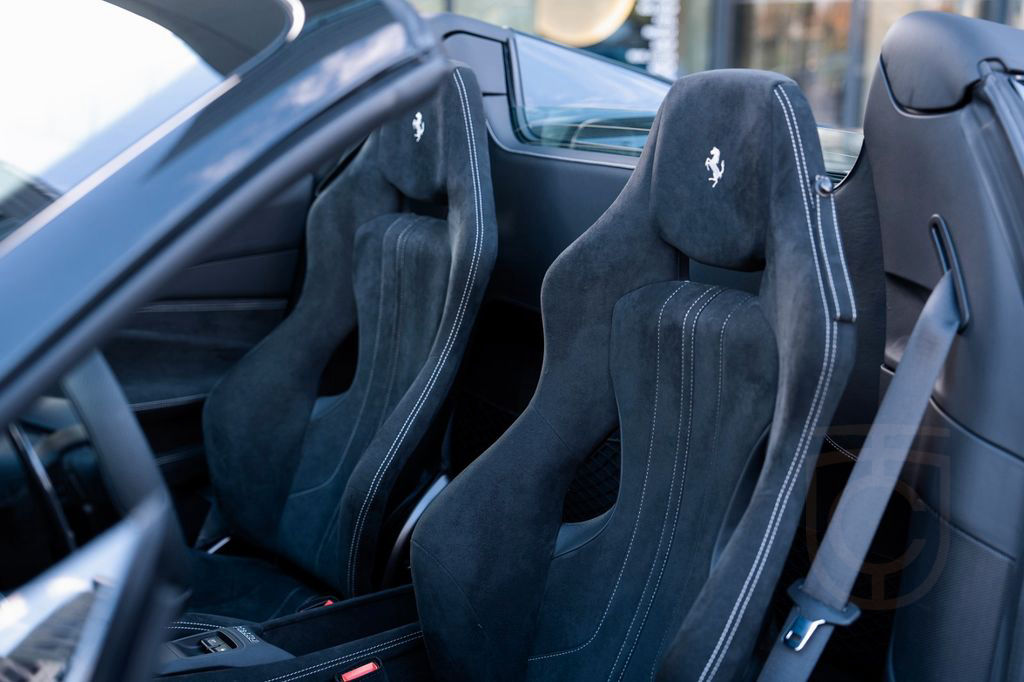 Ferrari F8 Spider