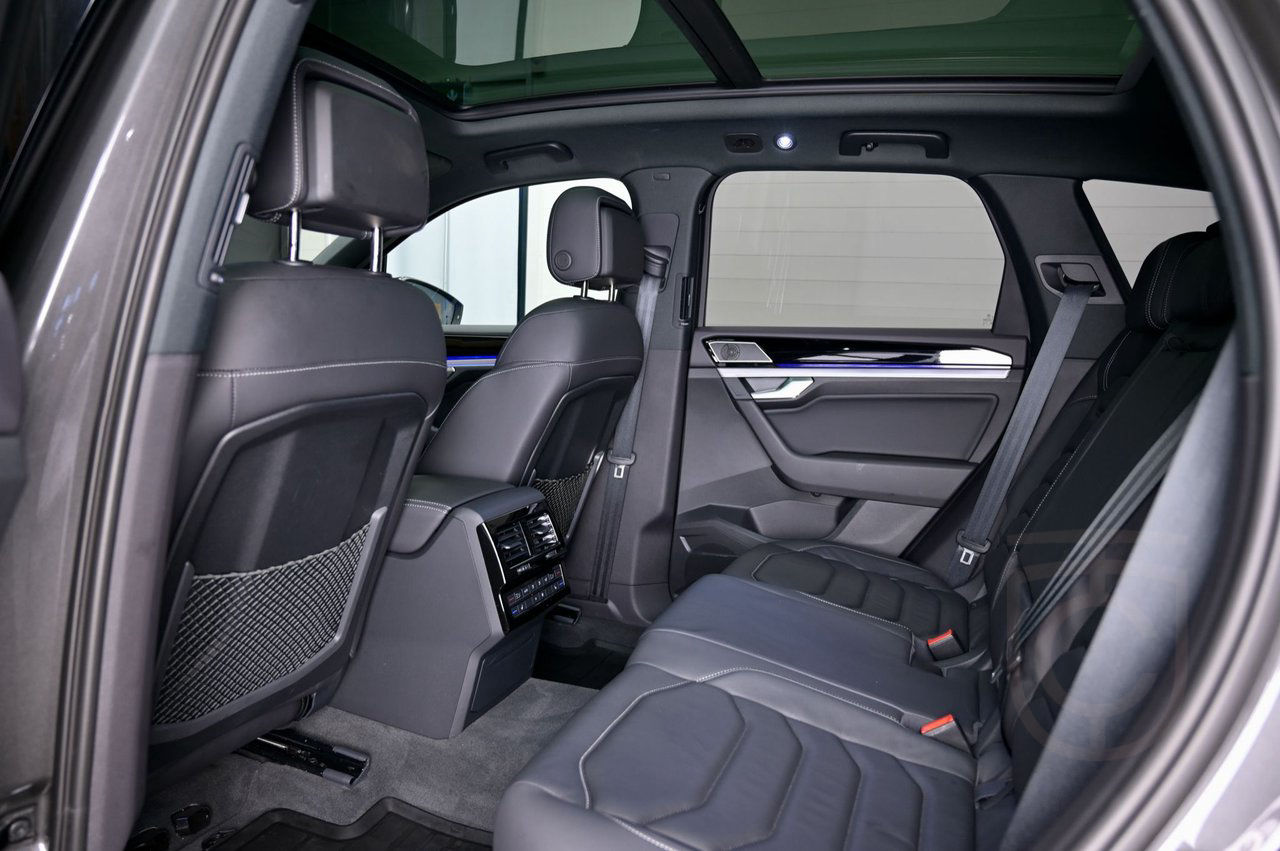 Volkswagen Touareg R eHybrid 3.0 V6 TSI 4M