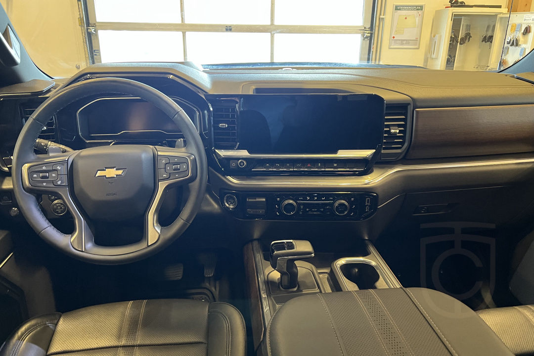 Chevrolet Silverado 1500 Crew Cab