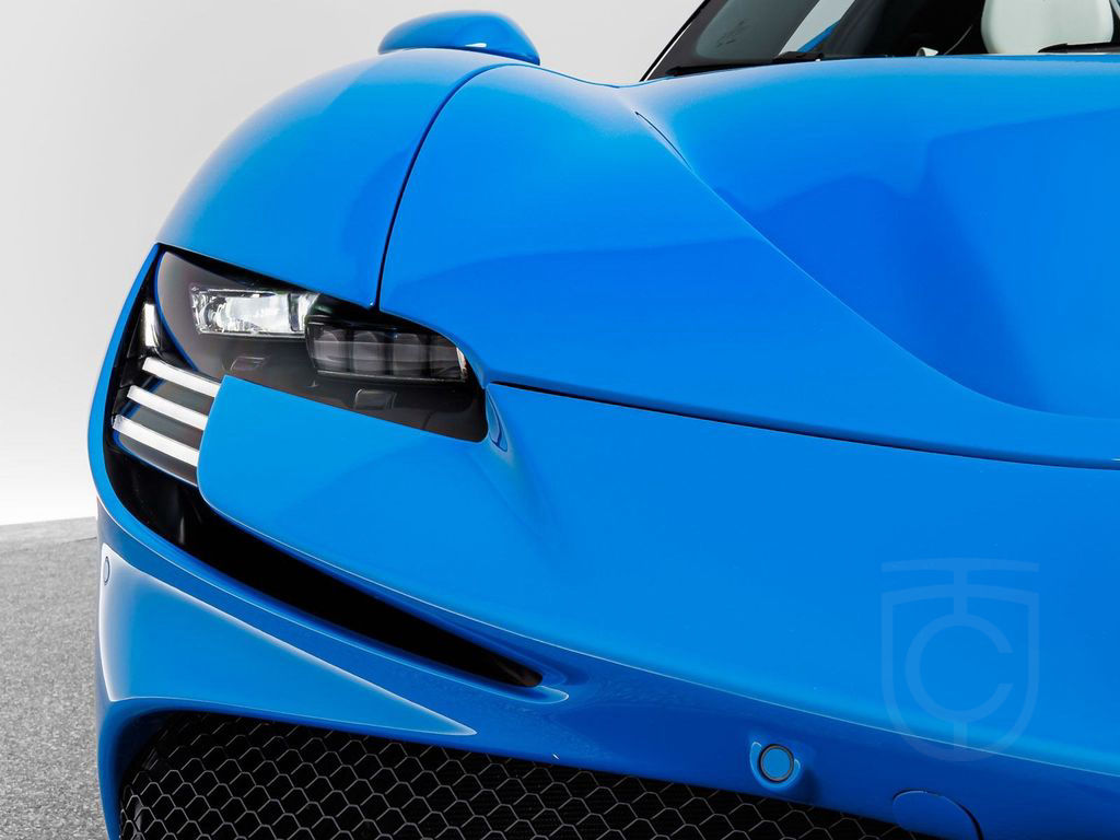 Ferrari SF90 Spider