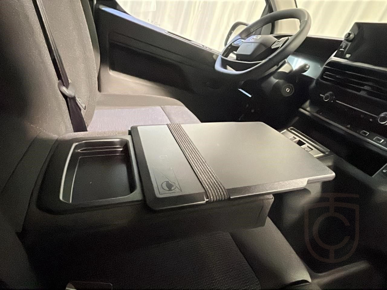 Opel Vivaro L3 145 AT8