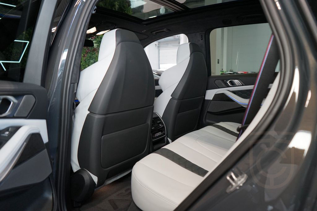 BMW X5 M COMP*MASSAGE*PANO*WARRANTY*85.785€ NETTO