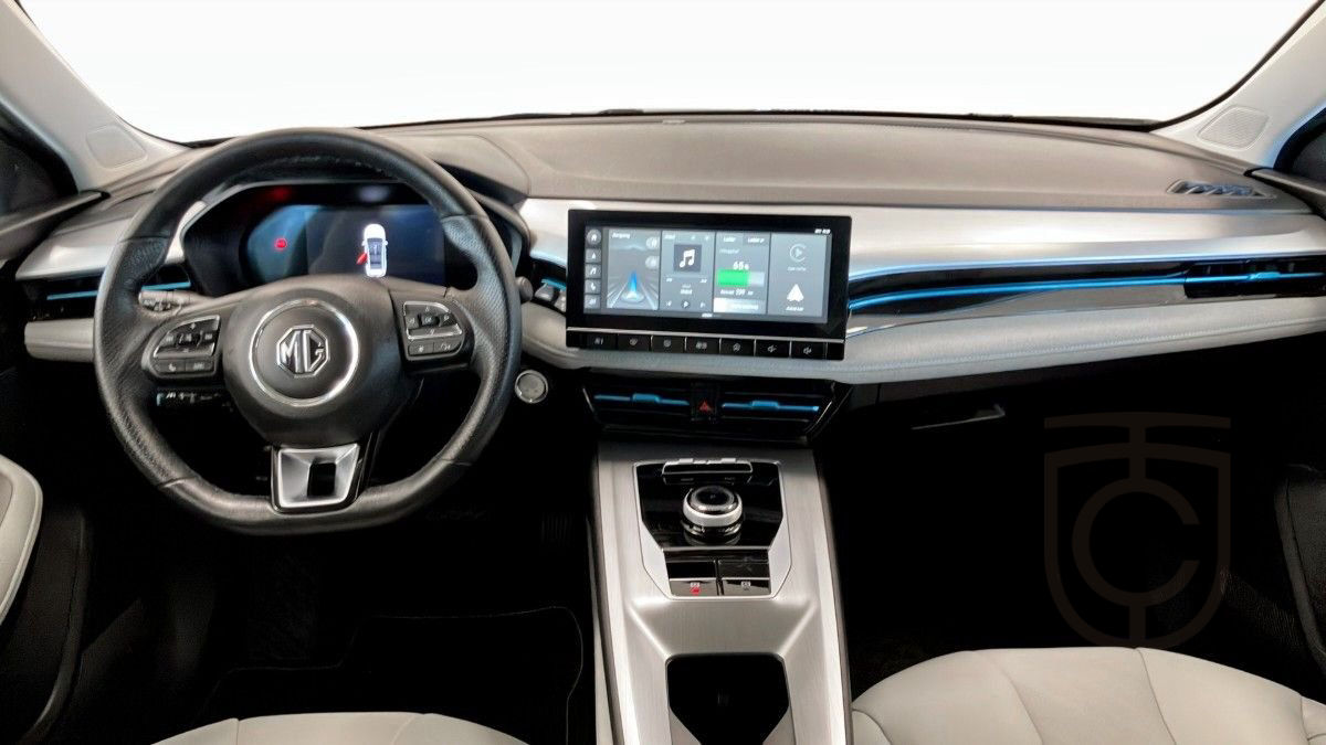 MG 5 MG5 LUXURY
