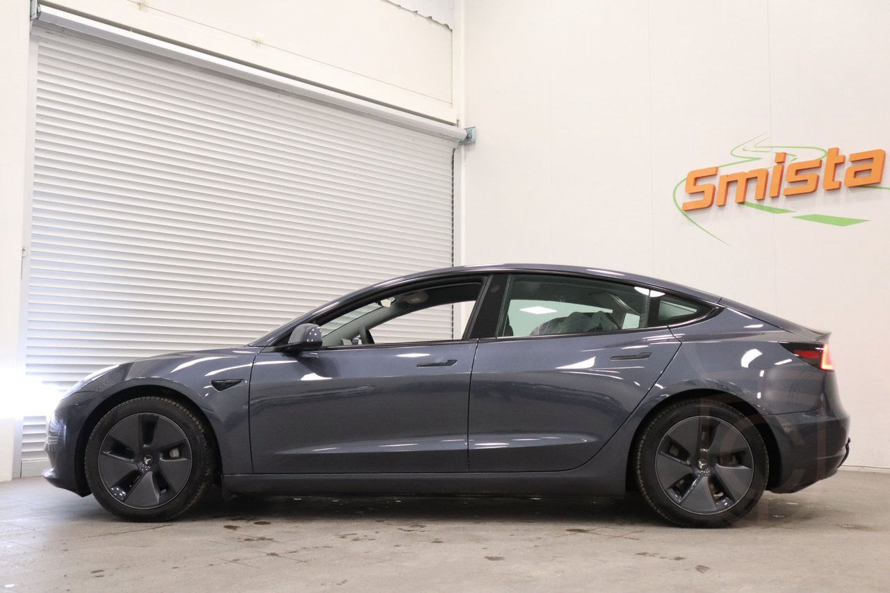 Tesla Model 3 Long Range AWD PANO