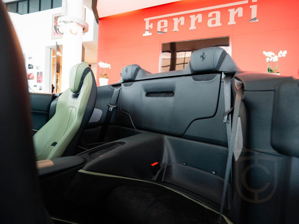 Ferrari Roma Spider MagneRide*360°-View*LED-Lenkrad