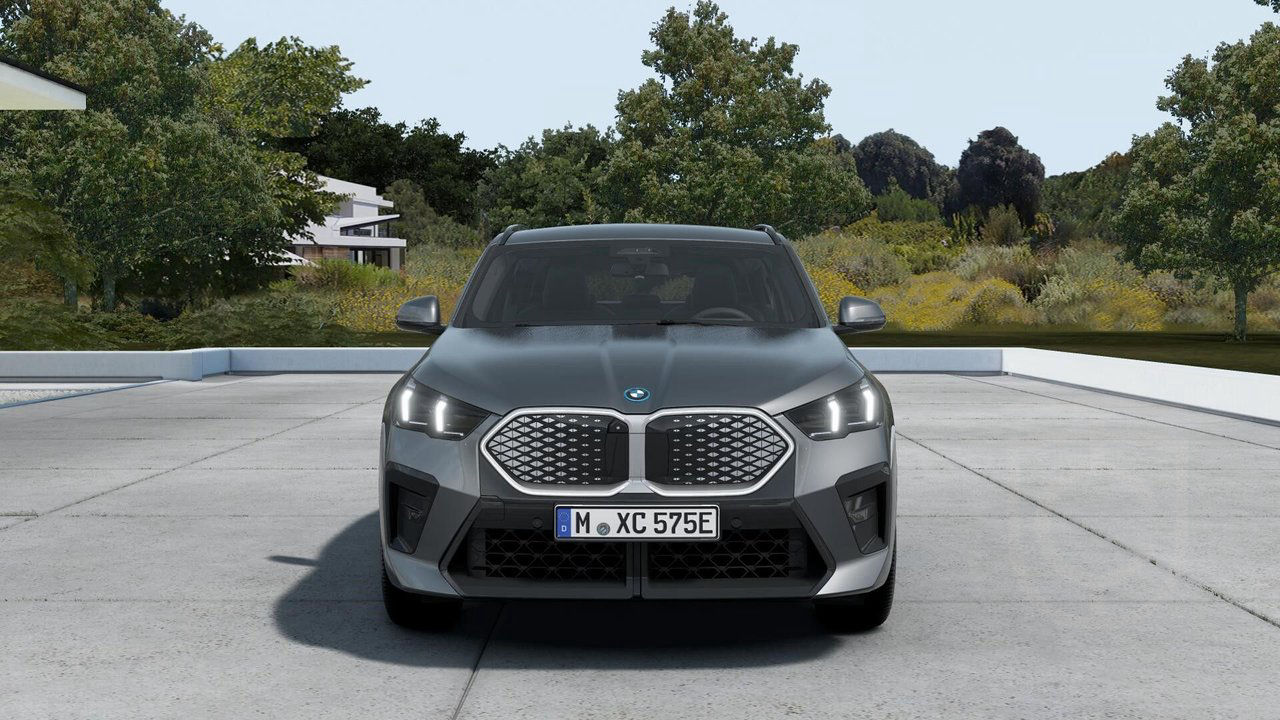 BMW iX2 eDrive20 150kW 2024