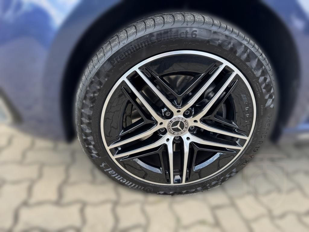 Mercedes-Benz V 300 d AVANTGARDE Lang AMG Line Tisch+AHK2,5to