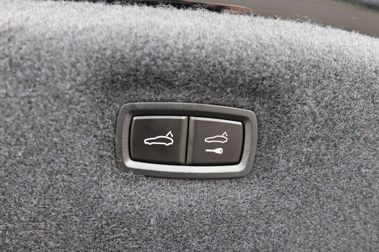 Audi RS e-tron GT/440kW/Masáž/HUD/Noční Vidění SKLADEM