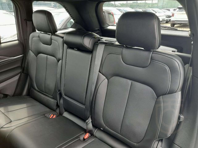 Jeep Grand Cherokee Overland 4xe 2023 10 Beifahrerdi