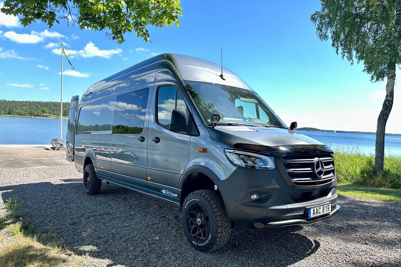 Mercedes-Benz Sprinter 319 CDI 4x4 Panel Van 9G-Tronic 140kW 2024