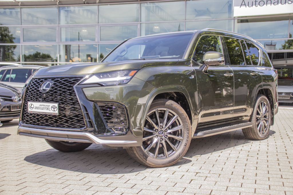 Lexus LX 600 F SPORT