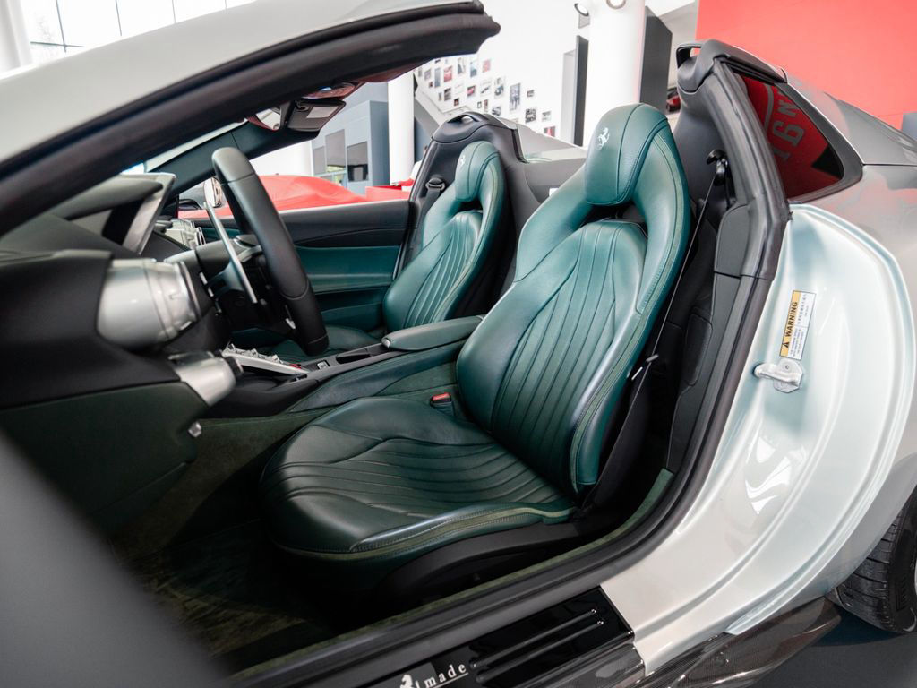 Ferrari 812 GTS *ADAS*LIFT*KARBON*SONDERLACK*JBL*
