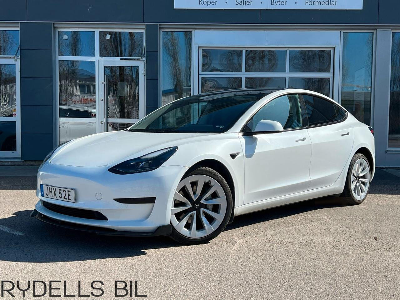 Tesla Model 3 Facelift