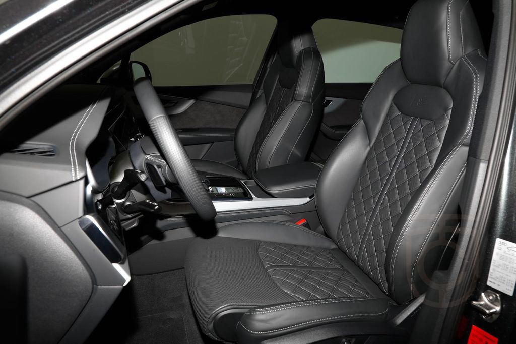 Audi SQ7 4.0 TFSI quattro AHK Stdhz Matrix Pano HUD