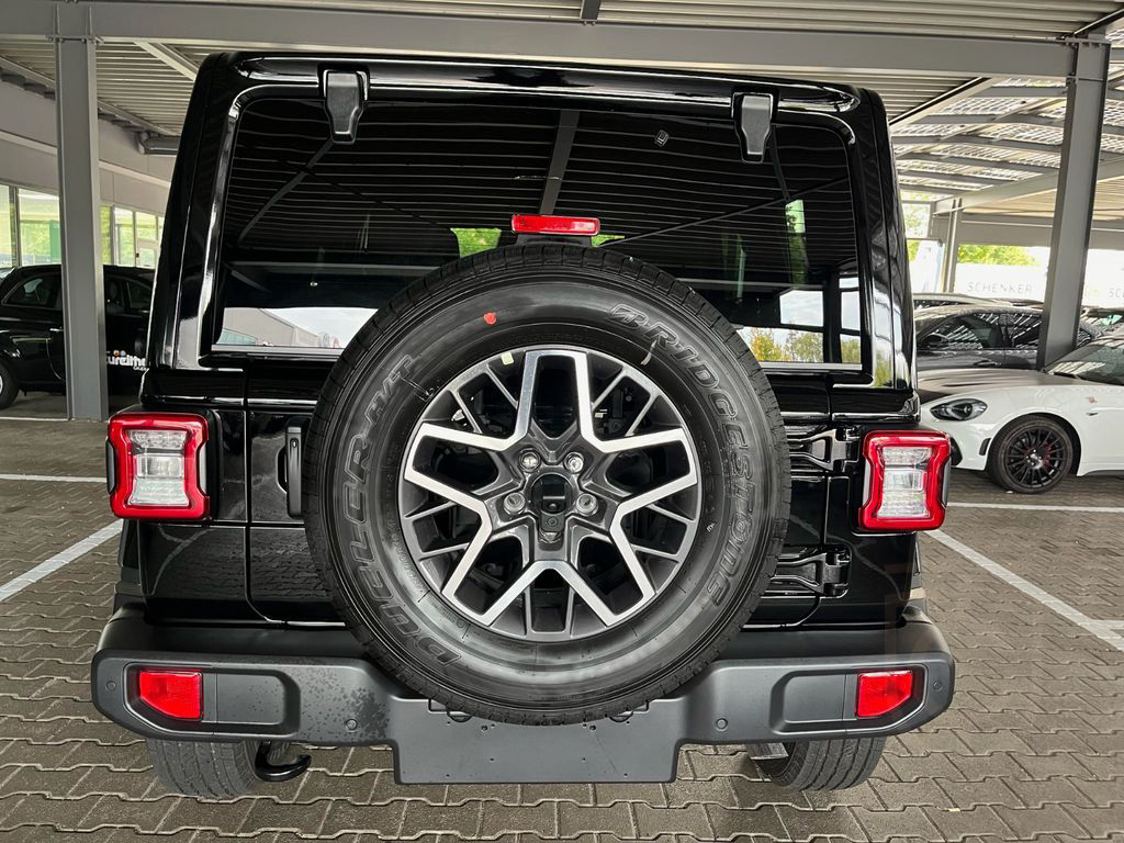 Jeep Wrangler Sahara 2.0 Benzin ***Schiebedach***