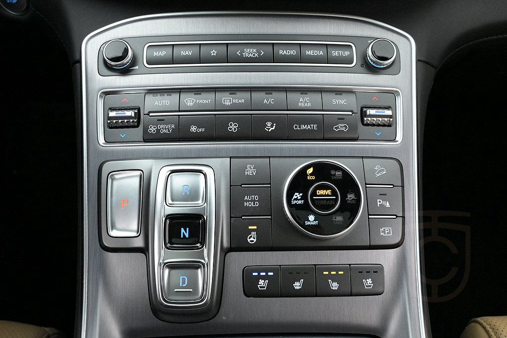 Hyundai Santa Fe PHEV
