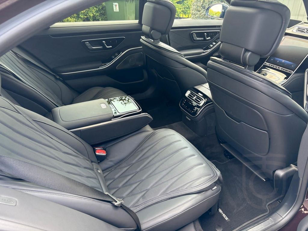 Mercedes-Benz AMG S 63 E Performance Long - Carbon- Chauffeur