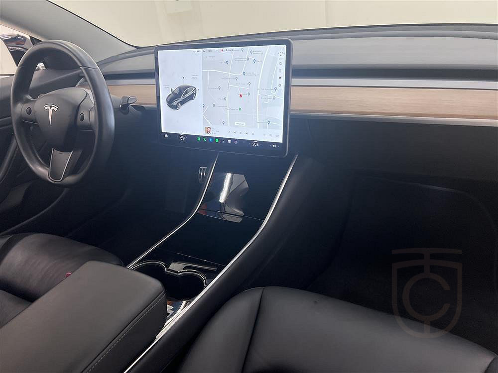 Tesla Model 3 Long Range AWD 440hk Premium Autopilot