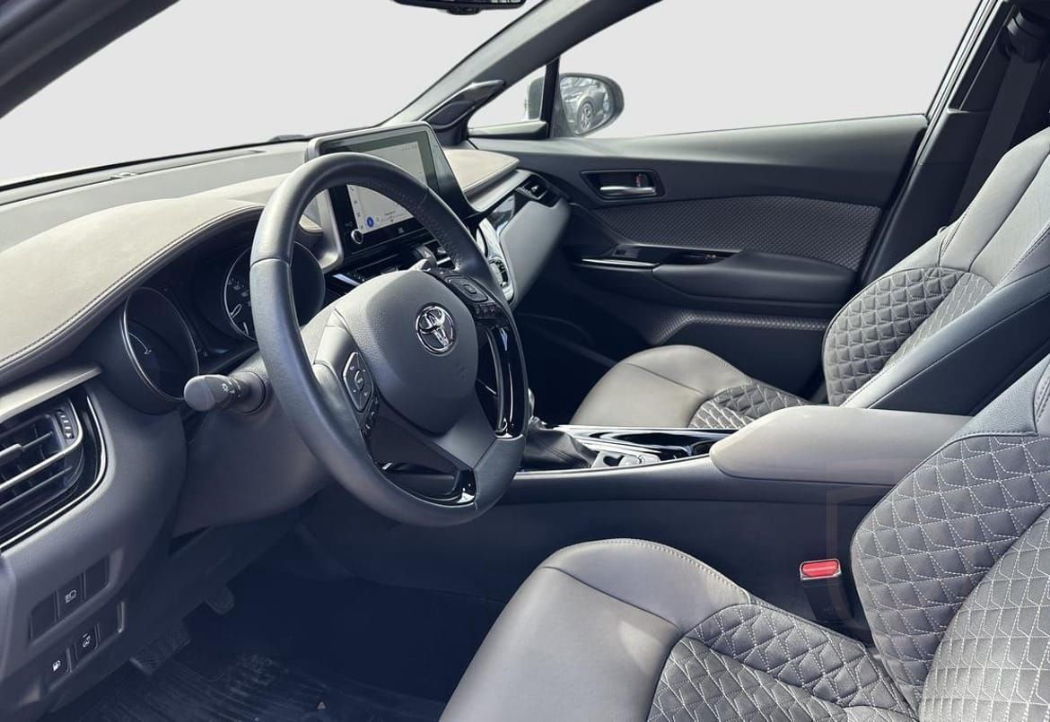 Toyota C-HR Hybrid 2,0 Executive