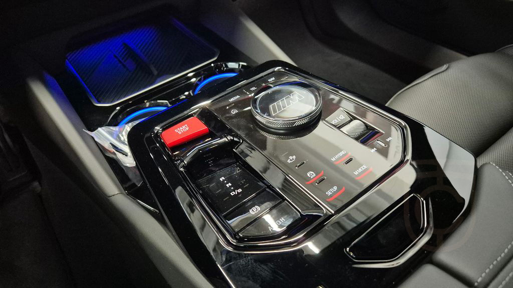 BMW M5 Limo G90 Ultimate Keramik Carbon B&W FULL!!!