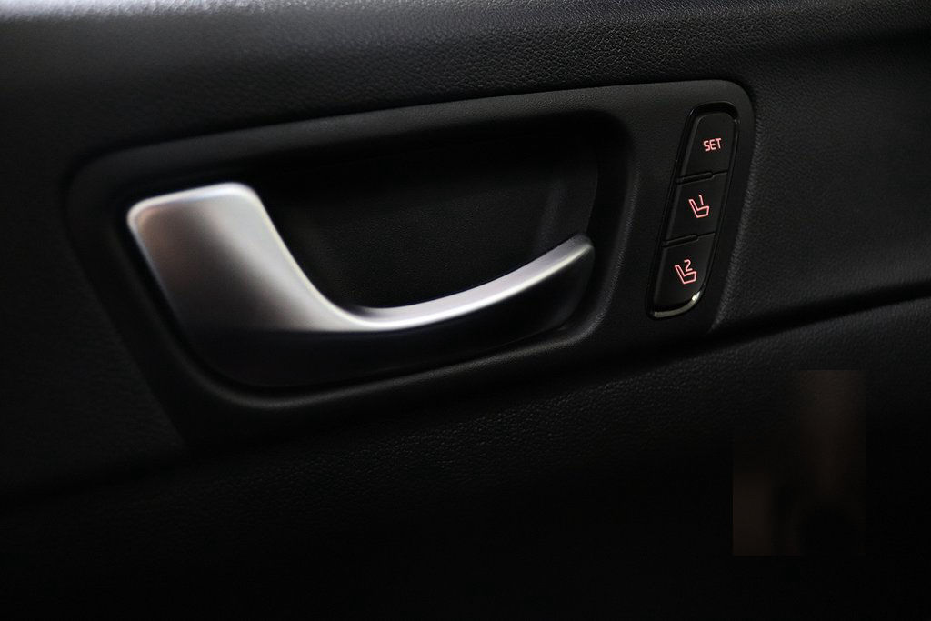 Kia Optima Sport Wagon Plug-in Hybrid Pluspaket 2