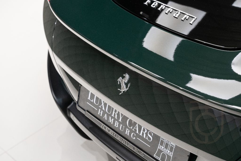 Ferrari Roma Spider 2025 GREEN/BEIGE MAGNERIDE
