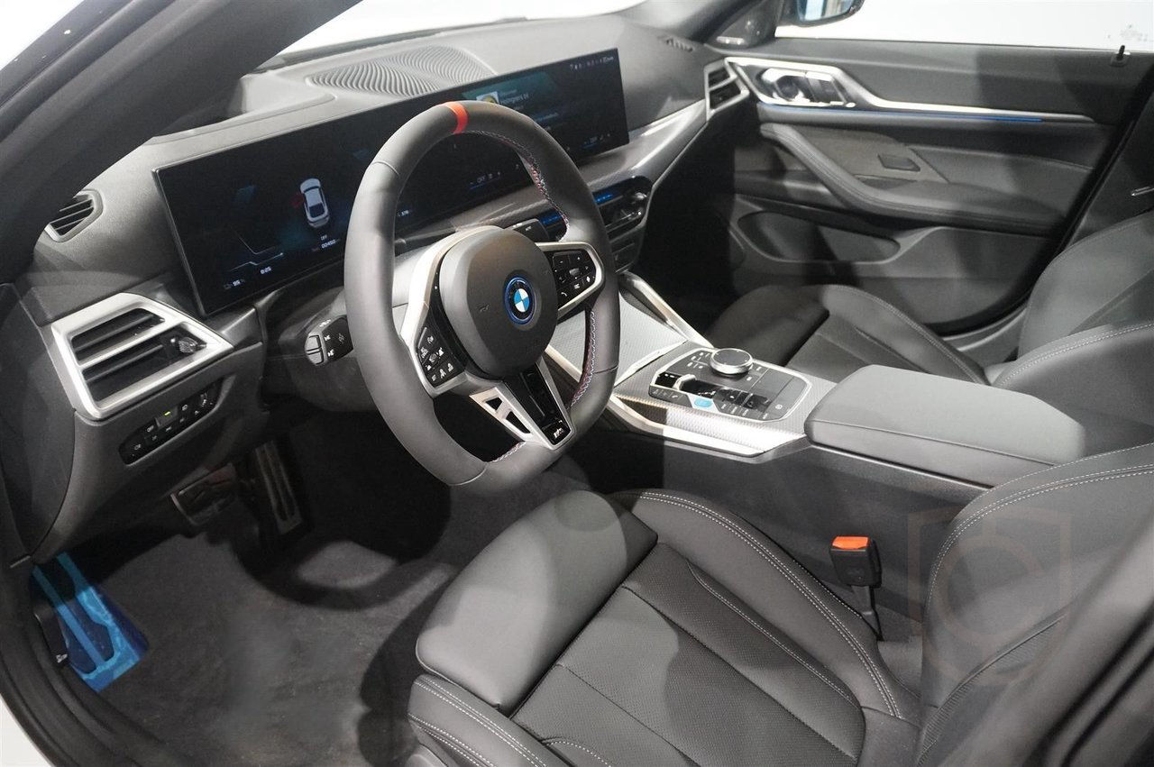 BMW i4 M50 xDrive Fully Charged