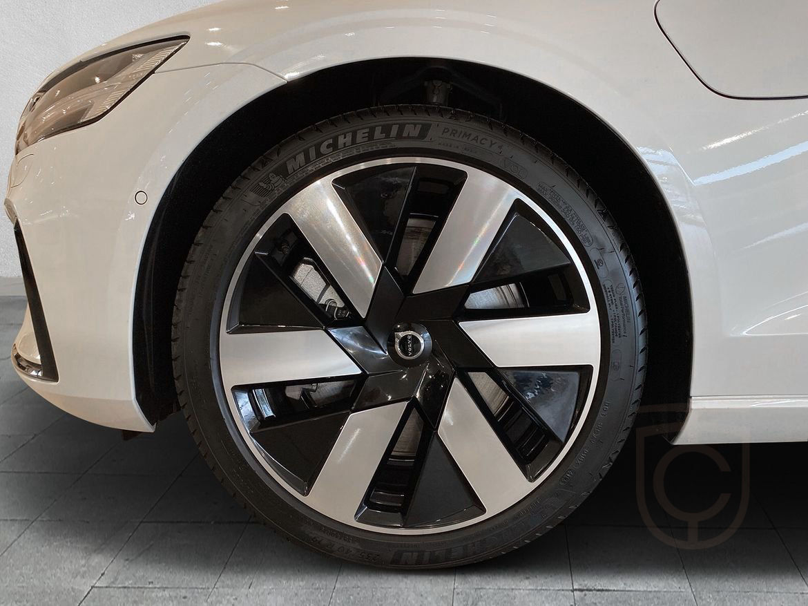 Volvo S60 Recharge T8 Ultimate Dark