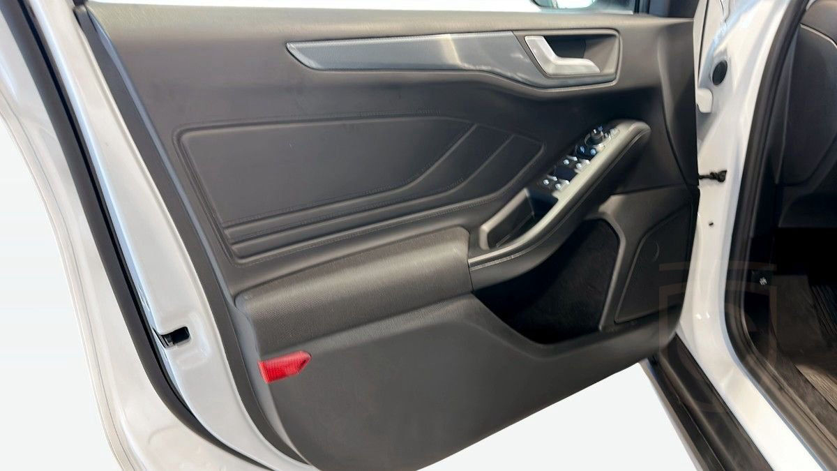 Ford Focus Active 1.0 Hybrid
