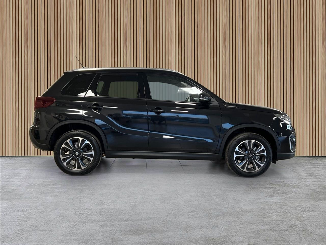 Suzuki Vitara 1.5 HYBRID INCLUSIVE